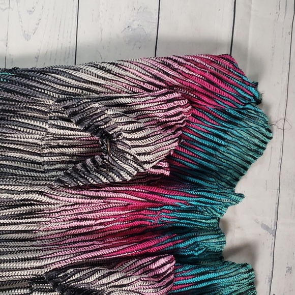 Paradise beach tops - Picture 2 of 6